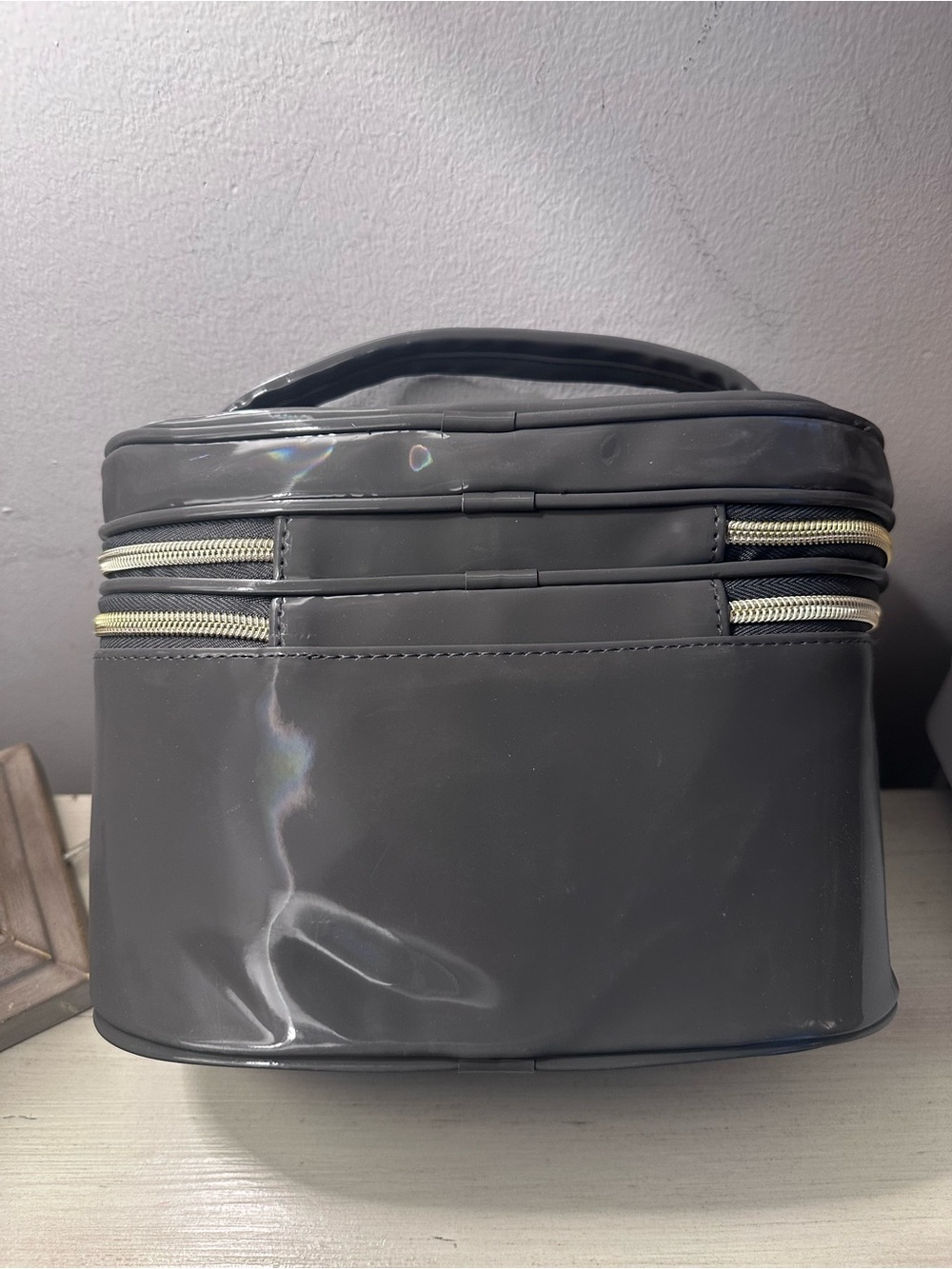 Sonia Kashuk Glossy Black Cosmetic Train Case - Picture 4 of 6